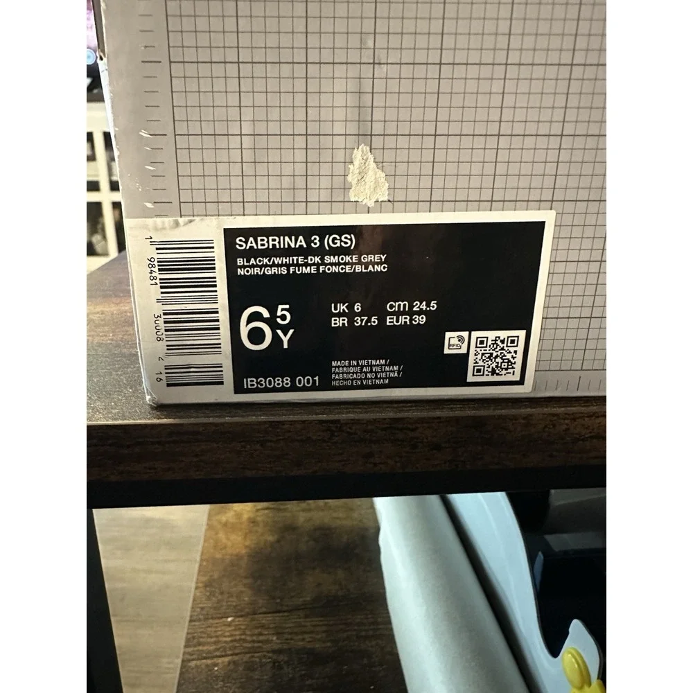 Size 6.5 - Nike Sabrina 3 EP Black Dark Smoke Grey W
